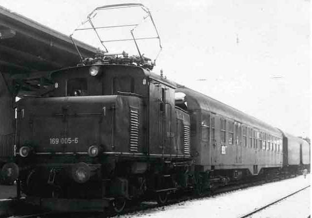 Treno Murnau-Oberammergau  E169 + 3 carrozze